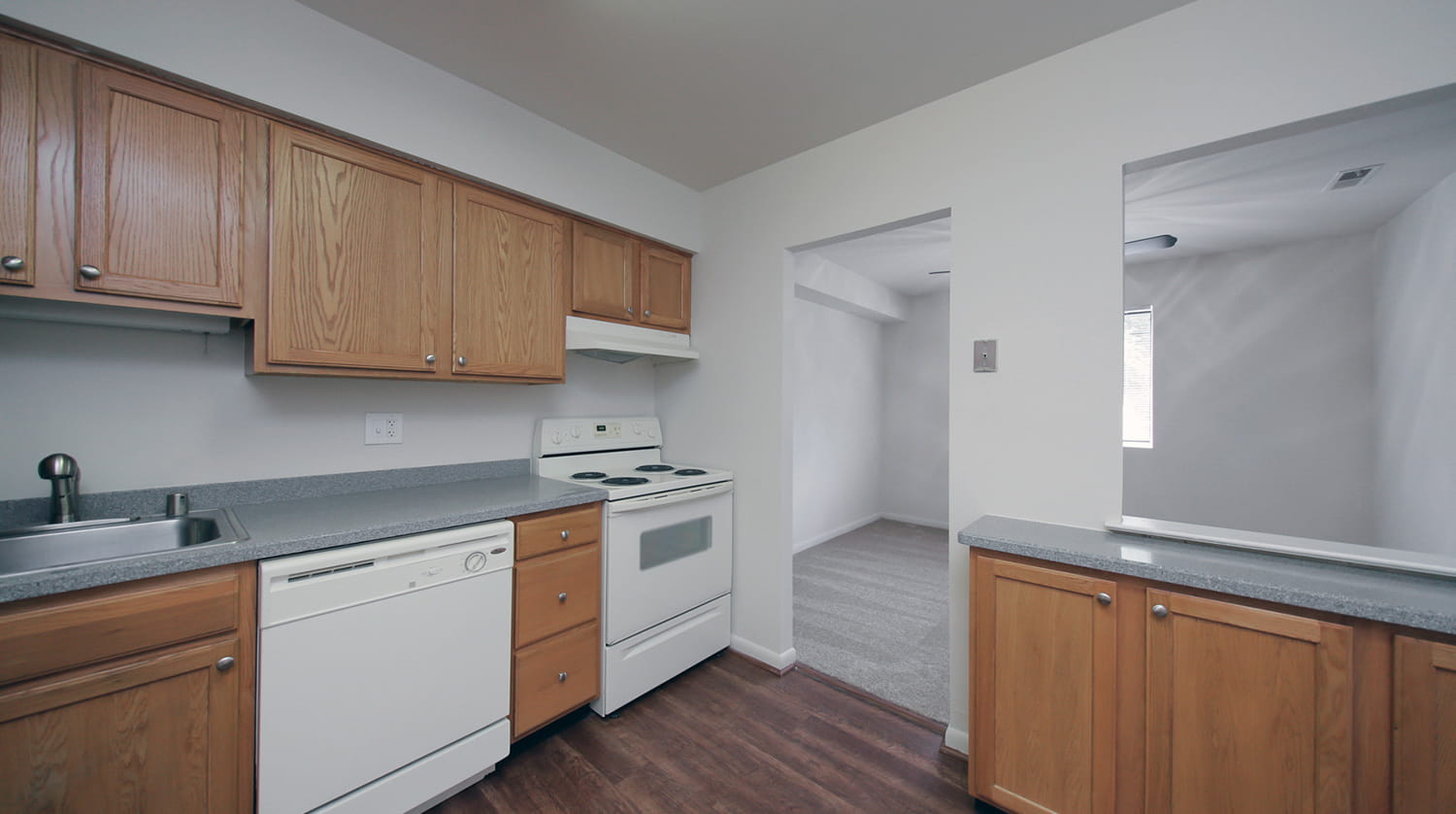 Apartments in Catonsville, MD Old Orchard Apartments